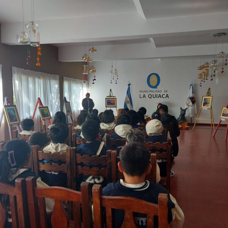 ÉXITO ROTUNDO DE LA EXPOSICIÓN «COLORES DE LA MANKA FIESTA»