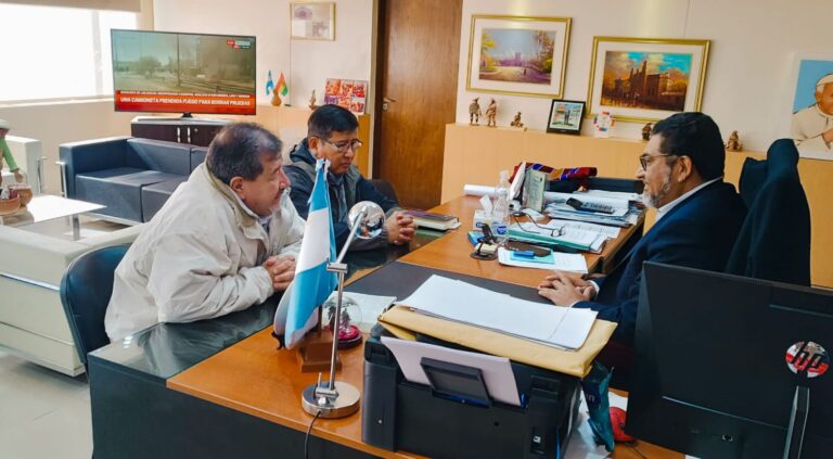 REUNIÓN ENTRE LA COOPERATIVA TELEFÓNICA Y EL MUNICIPIO POR EL SERVICIO DE INTERNET