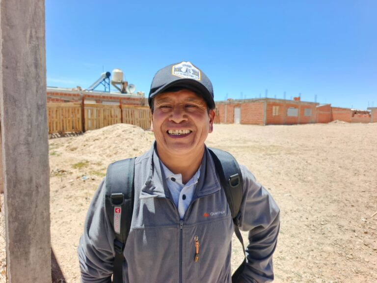 ALEGRÍA EN SANTA TERESITA COMENZO LA OBRA dE EXTENSIÓN dE lA RED dE AGUA POTABLE