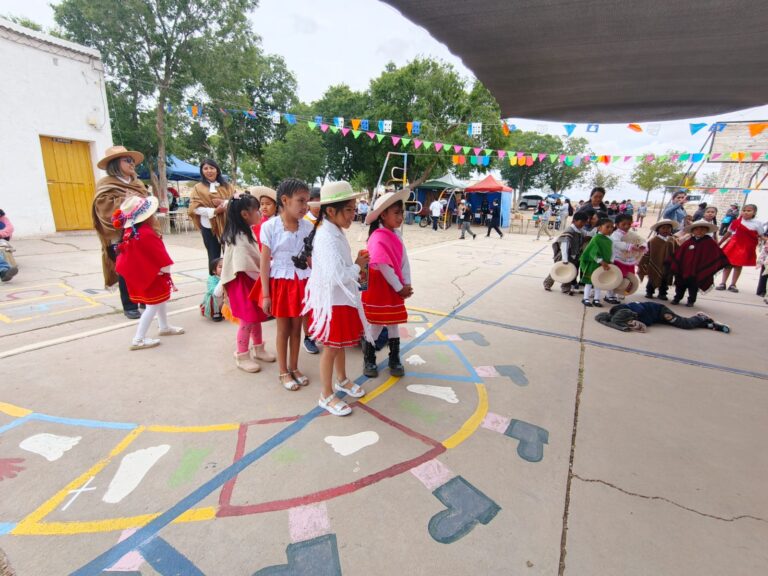FERIA DE COMIDA REGIONAL EN LA ESCUELA 113 «ANTARTIDA ARGENTINA»