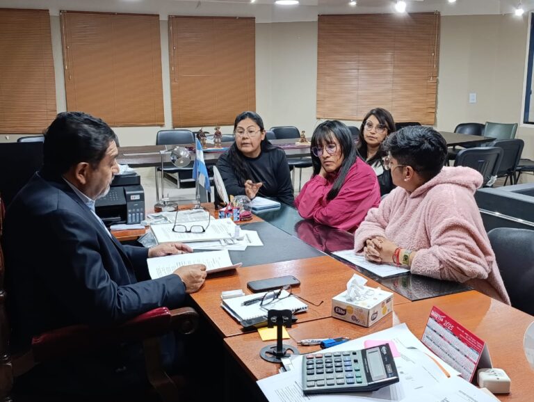VOLUNTARIOS Y MUNICIPIO TRABAJAN JUNTOS POR UNA ORDENANZA DE PROTECCIÓN ANIMAL