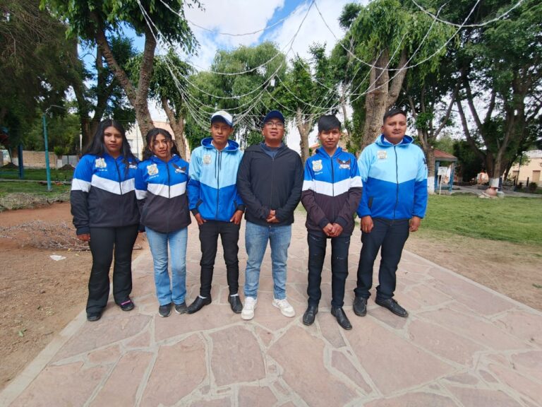 ESTUDIANTES DE LA EPA 14 DE CIENEGUILLAS VISITAN LA QUIACA Y CONOCEN OFERTAS ACADÉMICAS DE LA UNJu