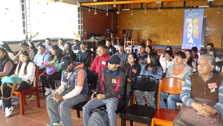 CAPACITACIÓN EN IA Y REDES SOCIALES IMPULSA UNA NUEVA ESTRATEGIA TURÍSTICA EN LA QUIACA