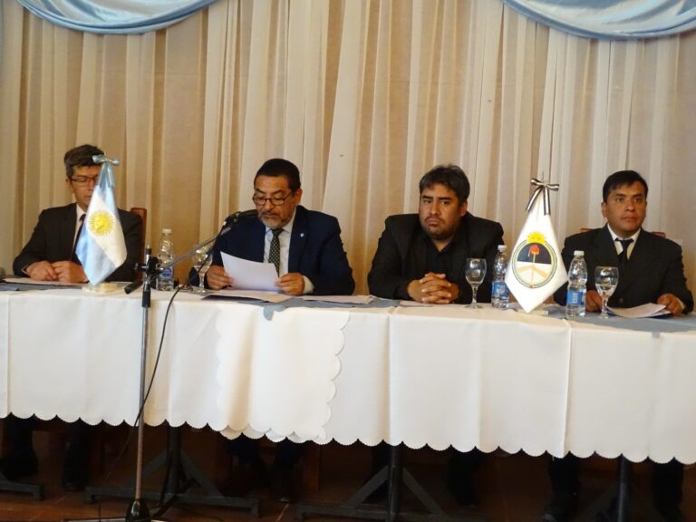 “PUERTA DE LA PATRIA, PUERTA DEL FUTURO»: VELAZQUEZ INAUGURÓ LAS SESIONES 2026 CON UN MENSAJE DE ORGULLO, OBRAS Y UNIDAD