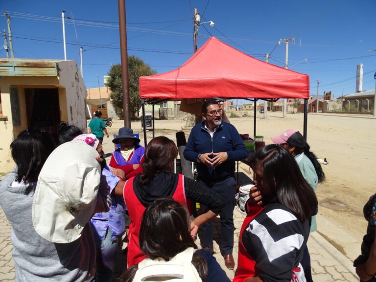 HISTÓRICO ANUNCIO EN LA QUIACA INICIAN LAS OBRAS DE PAVIMENTACIÓN EN LA AVENIDA LEÓN GIECO