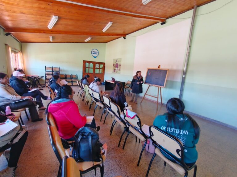 CONTRUYENDO AUTONOMÍA INICIO EL TALLER DE ALBAÑILERÍA PARA MUJERES EN LA QUIACA