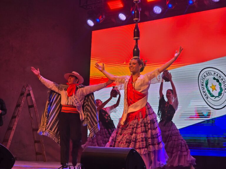 LA QUIACA SE CONVIERTE EN EL CORAZÓN DEL FOLKLORE LATINOAMÉRICANO