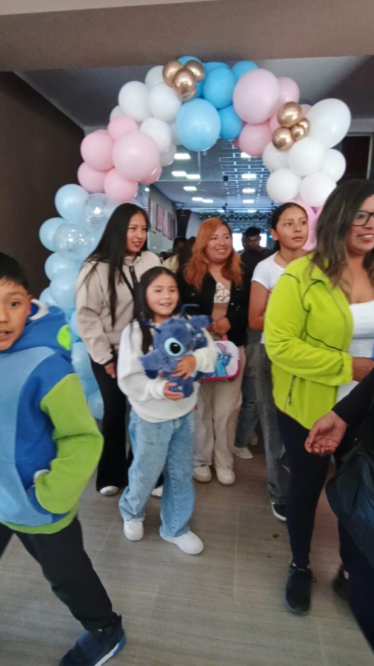 EL SÉPTIMO ARTE CAUTIVO A LA QUIACA UNA TARDE DE MAGIA Y SALA LLENA