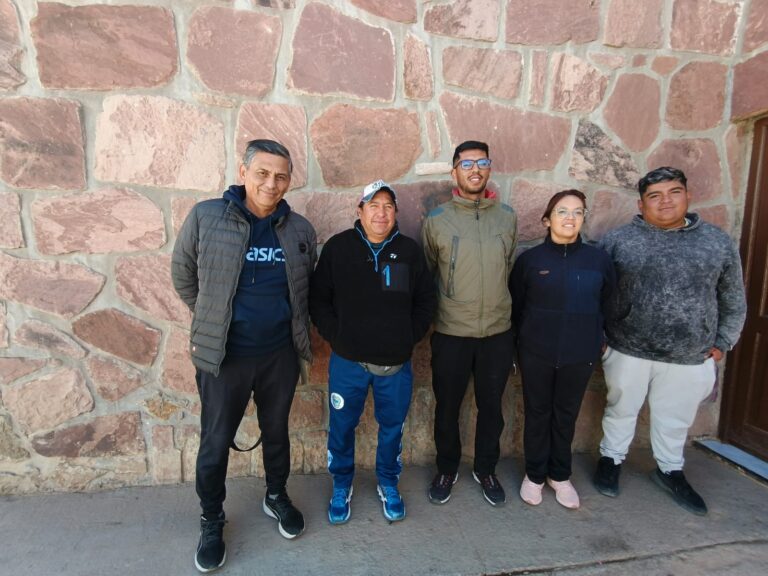 EL VÓLEY JUJEÑO BUSCA POTENCIAR LA FRONTERA CAPACITACIONES, BECAS Y PROYECTOS PARA LA QUIACA