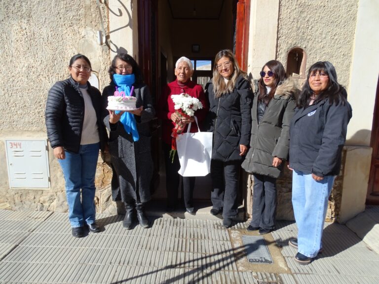 EMOTIVO HOMENAJE A FRANCISCA «PANCHA» VAQUERA UN TESORO VIVIENTE DE LA QUIACA