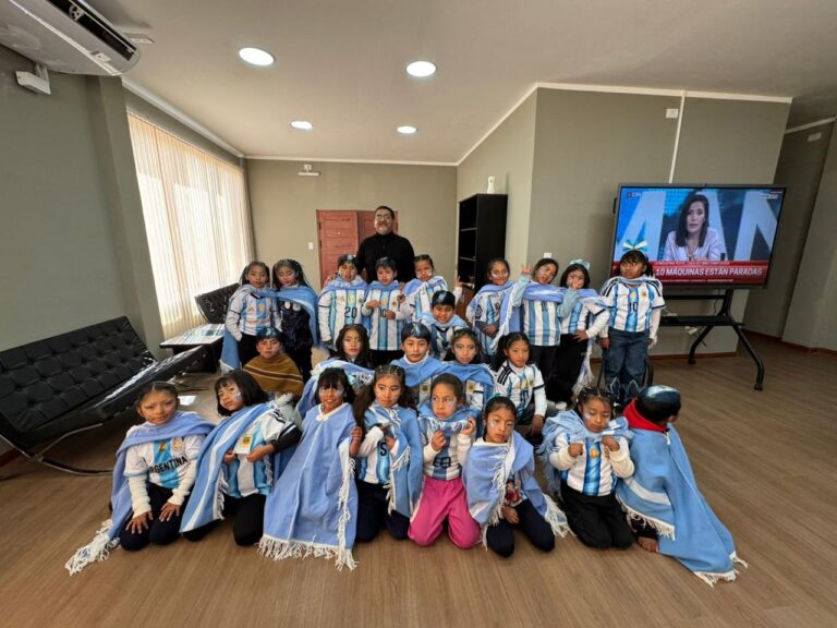 ALUMNOS DE LA ESCUELA N° 463 COMPARTIERON UNA JORNADA EDUCATIVA Y CULTURAL EN EL MUNICIPIO
