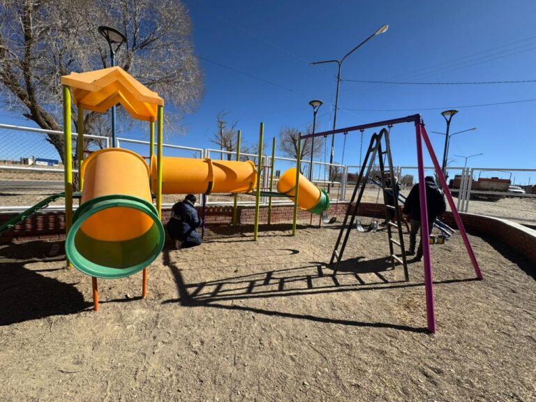 LA MUNICIPALIDAD DE LA QUIACA REALIZA TAREAS DE MANTENIMIENTO EN EL PARQUE MILAGRO
