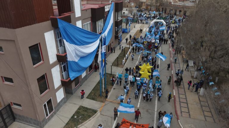 LA QUIACA VIVIÓ UNA GRAN FIESTA MUNDIALISTA Y ALENTÓ A LA SELECCIÓN ARGENTINA DESDE EL NORTE DEL PAÍS