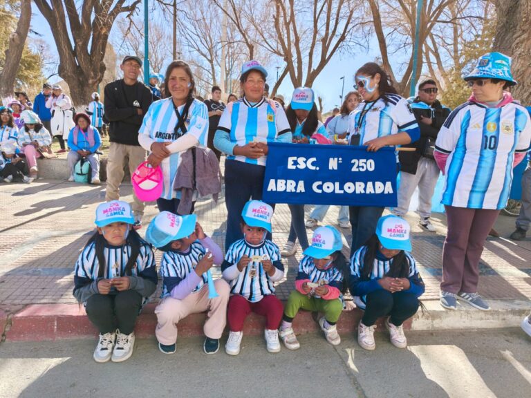 ALUMNOS DE ABRA COLORADA VIVIERON UNA EXPERIENCIA INOLVIDABLE EN LA QUIACA Y AGRADECIERON EL APOYO DEL MUNICIPIO