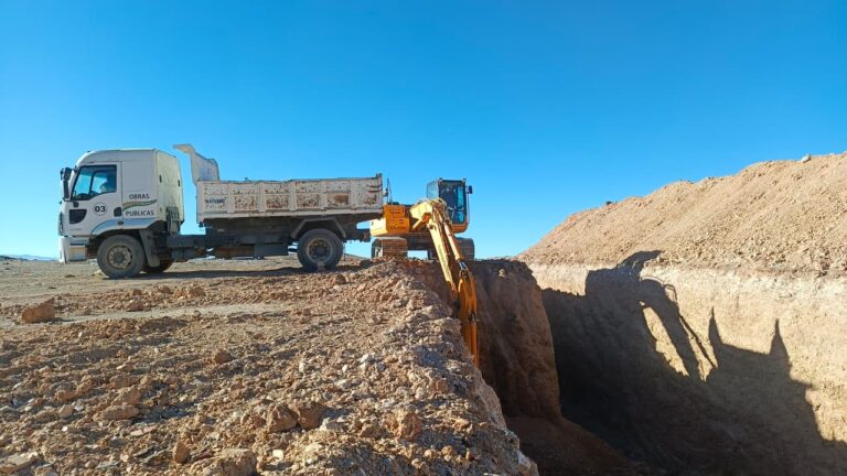 LA MUNICIPALIDAD CONTINÚA AMPLIANDO LA CAPACIDAD OPERATIVA DEL BASURAL MUNICIPAL