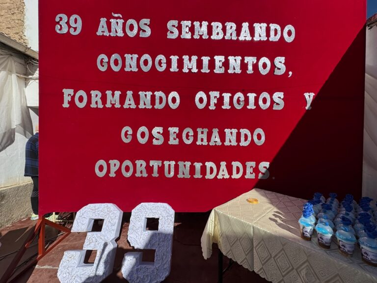 CENTRO DE EDUCACIÓN NO FORMAL N° 1 CELEBRÓ 39 AÑOS DE TRAYECTORIA Y COMPROMISO CON LA COMUNIDAD