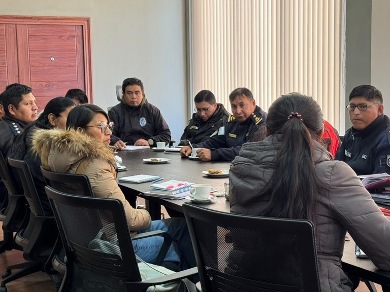 LA POLICÍA Y EL MUNICIPIO COORDINAN ACCIONES DE PREVENCIÓN PARA LA FIESTA NACIONAL DE LOS ESTUDIANTES