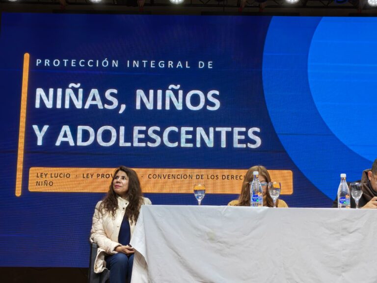 LA QUIACA FUE SEDE DEL CURSO “ESTRATEGIAS CREATIVAS PARA ENSEÑAR CON RELATOS: MIS DERECHOS”