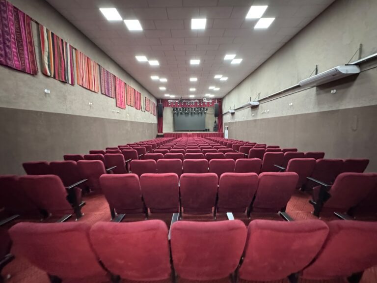 ESCUELAS RURALES QUE PARTICIPARON DEL ATLETISMO EN EL CEAR DISFRUTARÁN UNA TARDE DE CINE EN EL cOMPLEJO CULTURAL MANKA FIESTA