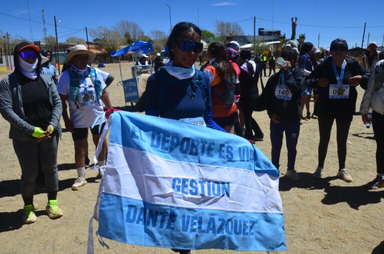 LA QUIACA PROYECTA UN SÚPER TRAIL INTERNACIONAL ENTRE OCHO HERMANOS Y CERRO ESCAYA