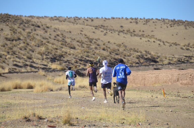 TRAIL DE LAS ALTURAS: DEPORTE, PAISAJE E IDENTIDAD PUNEÑA